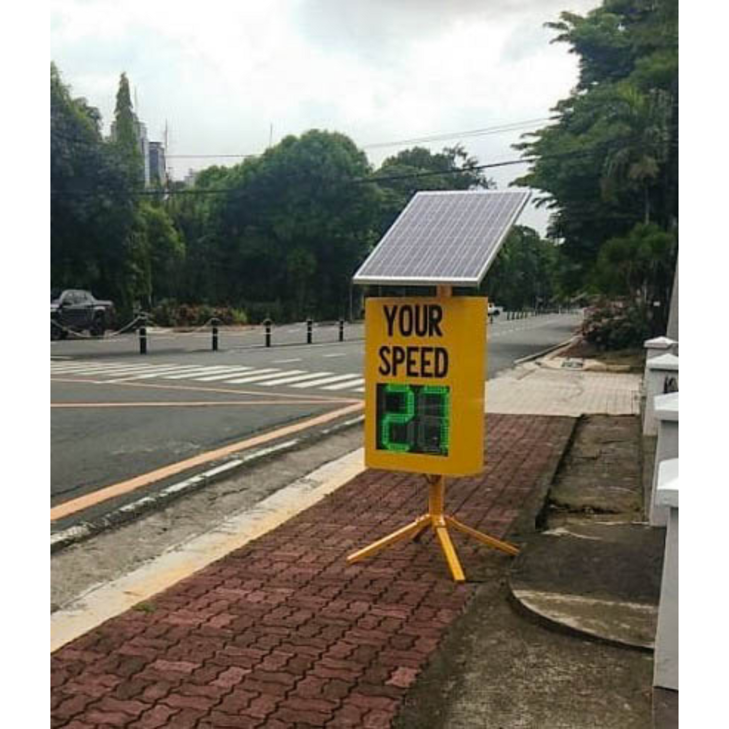 Speed Sign With Solar Panel