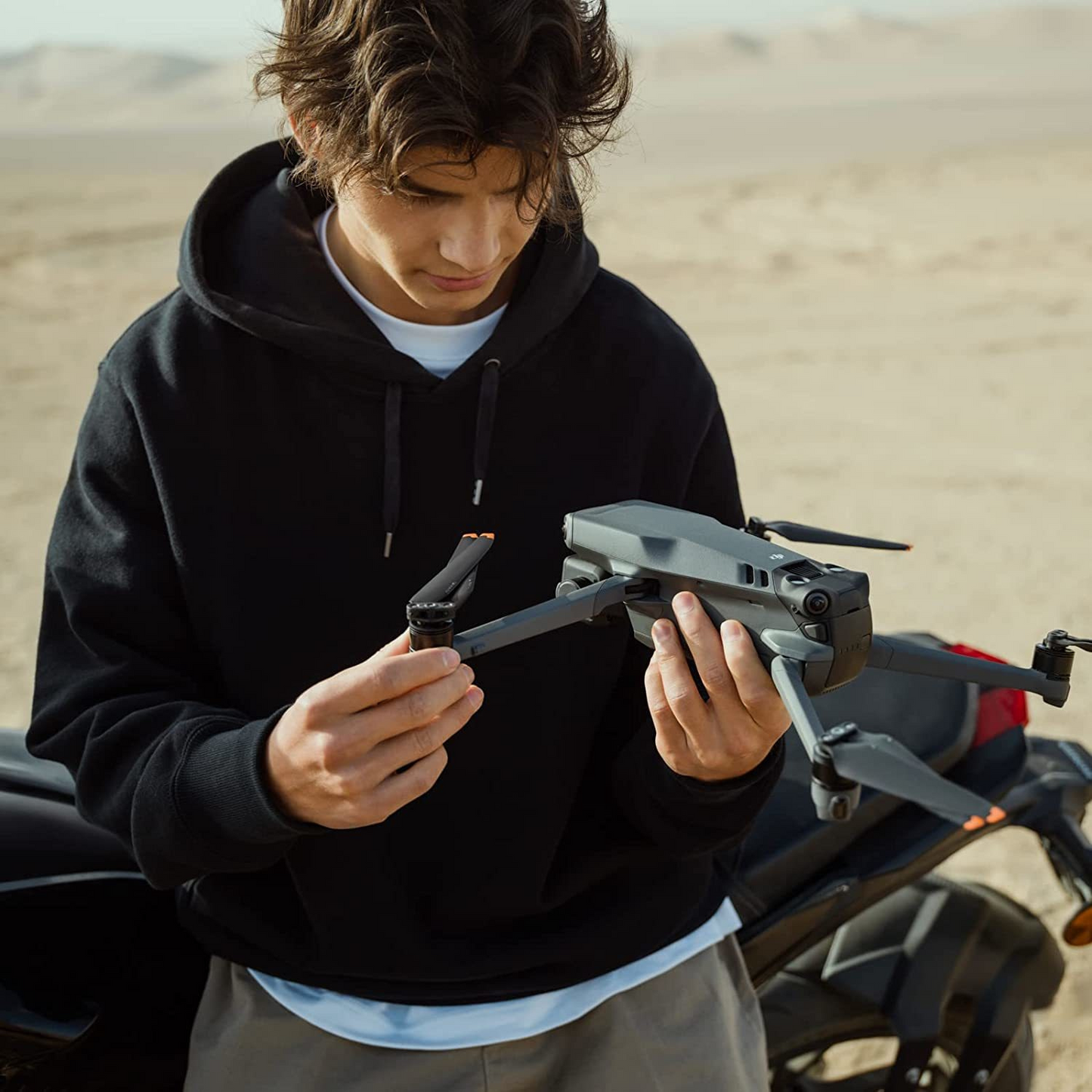 Dji Mavic 3 Fly More Combo, Drone with 4/3 CMOS Hasselblad Camera